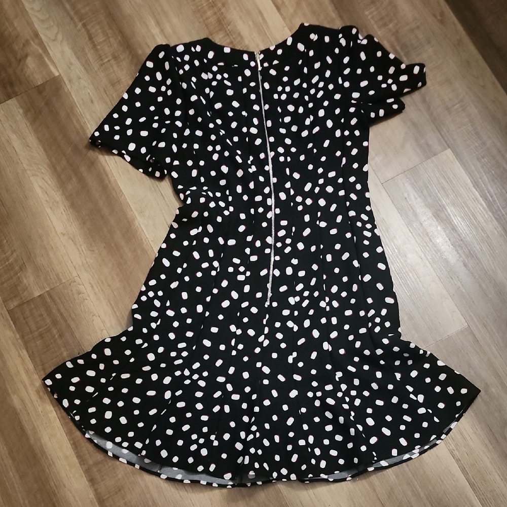Kate Spade New York Mellow Black Polka Dot Fit & Flare Dress V-Neck - Picture 5 of 10
